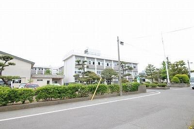 新潟市立山の下中学校(中学校/中等教育学校)まで541m 秋葉通り３丁目貸家