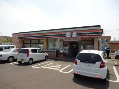 セブンイレブン豊栄太田店(コンビニ)まで879m ヴェール