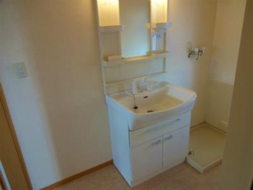  カメリアコートＡ・Ｂ・Ｃ・Ｄ