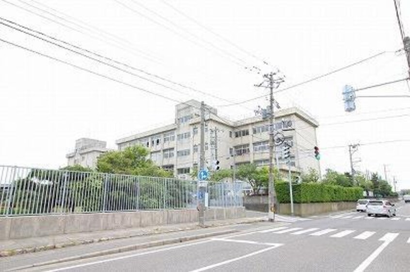 新潟市立桃山小学校(小学校)まで2363m オリオンエアポートＡ・Ｂ