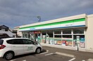 ファミリーマート新潟寺山二丁目店(コンビニ)まで295m エミネンスＡ