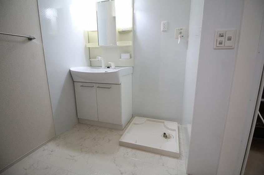  サンロイヤルＡ