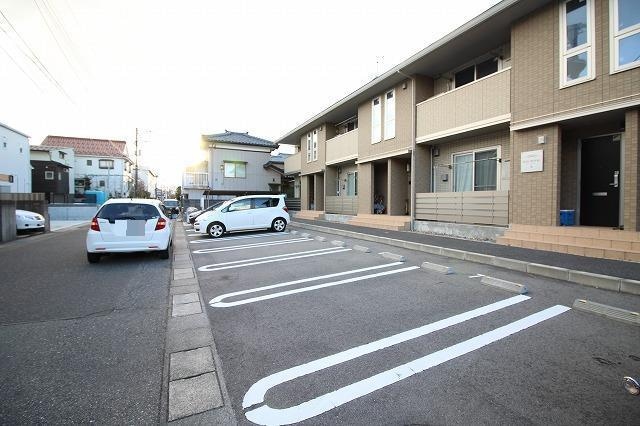  サンロイヤルＡ