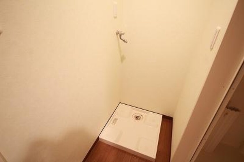  ファーストクラス豊栄