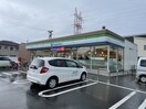 ファミリーマート新潟中木戸店(コンビニ)まで593m クレアールI