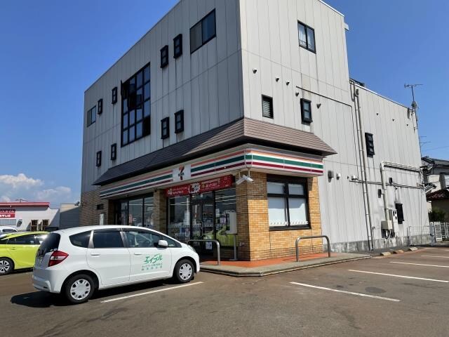 セブンイレブン新潟泰平橋店(コンビニ)まで496m リバーフォート阿賀Ａ