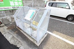 ゴミステーション