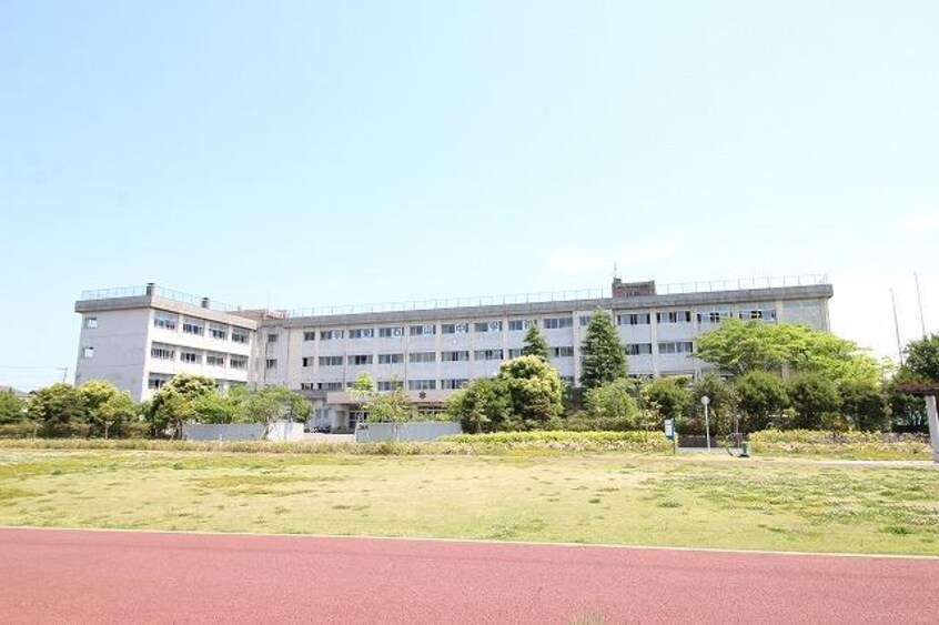 新潟市立東石山中学校(中学校/中等教育学校)まで1767m ローズコート萌木野Ｂ