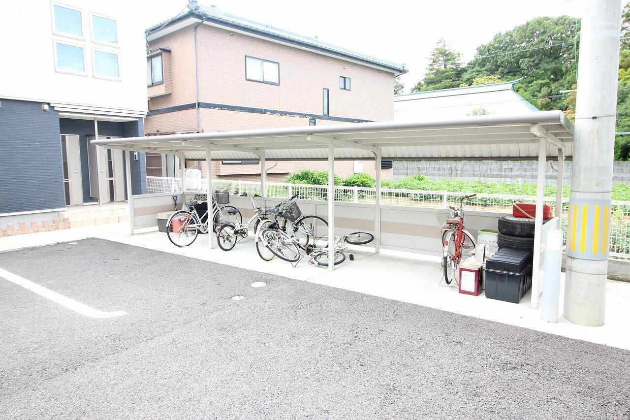 駐輪場 FlourishInニイザキ