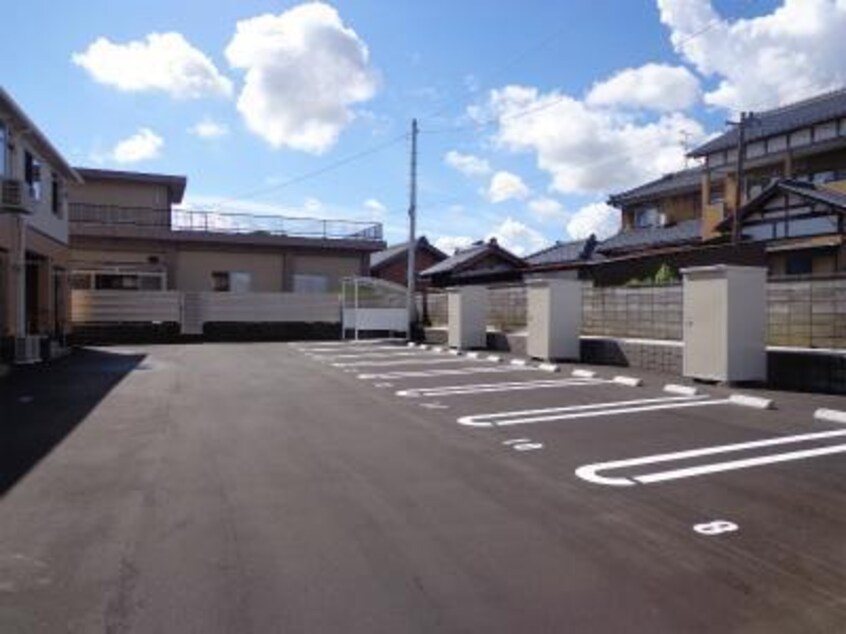 駐車場 グレーシア