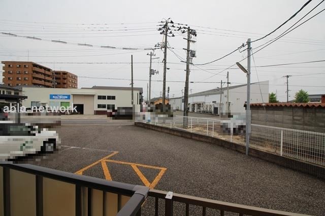  イースト　イン