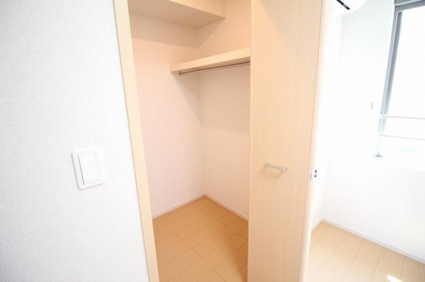  ヴェール　ヌイ