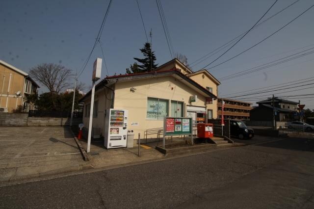 新潟山木戸郵便局(郵便局)まで867m ヴェール　ヌイ