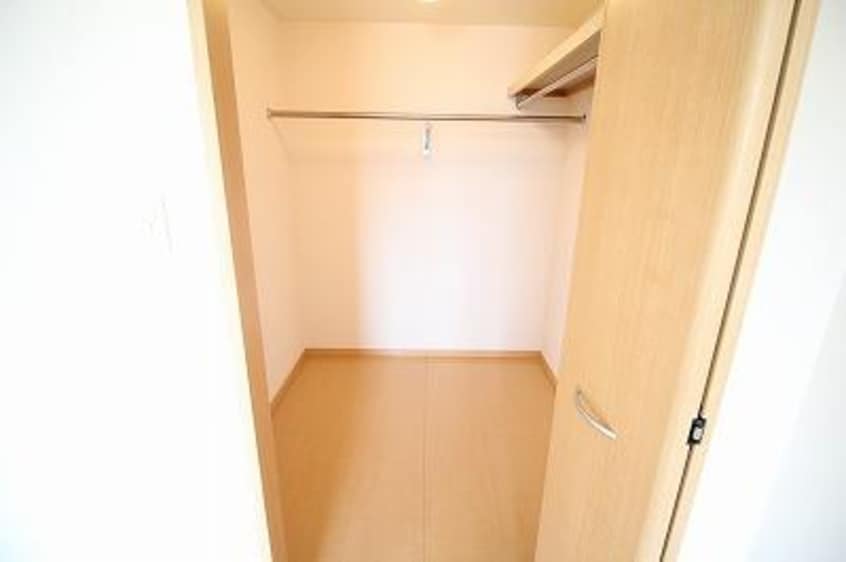  ファミール近藤IV