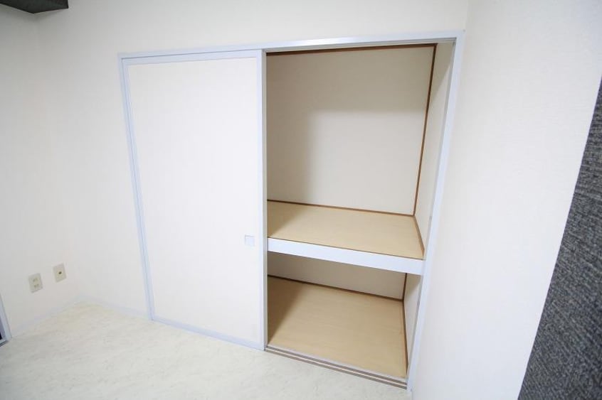  リバティープラザ東大通