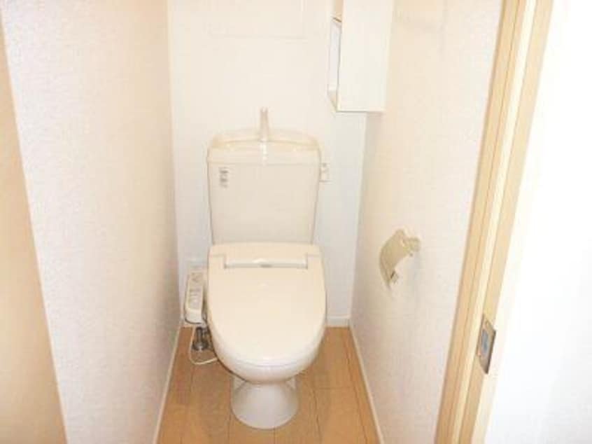  サンリット上近江