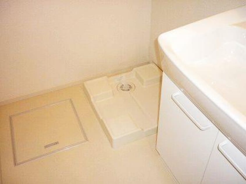 サンリット上近江