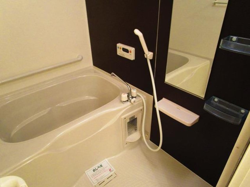  ローレルガーデン白山