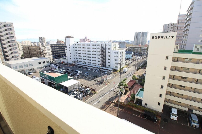  グランコンフォート笹出