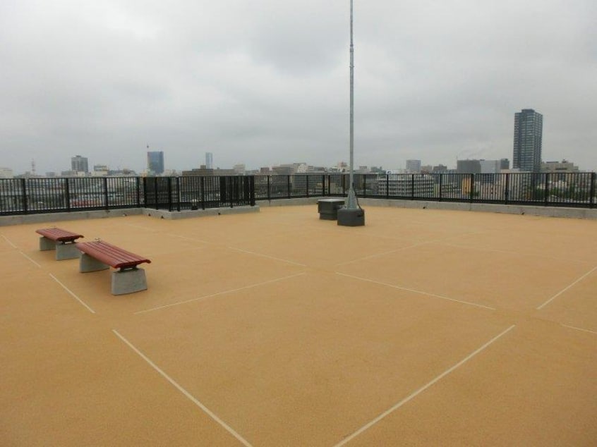  カーネ米山