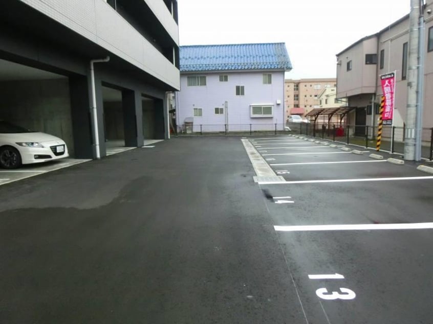  カーネ米山