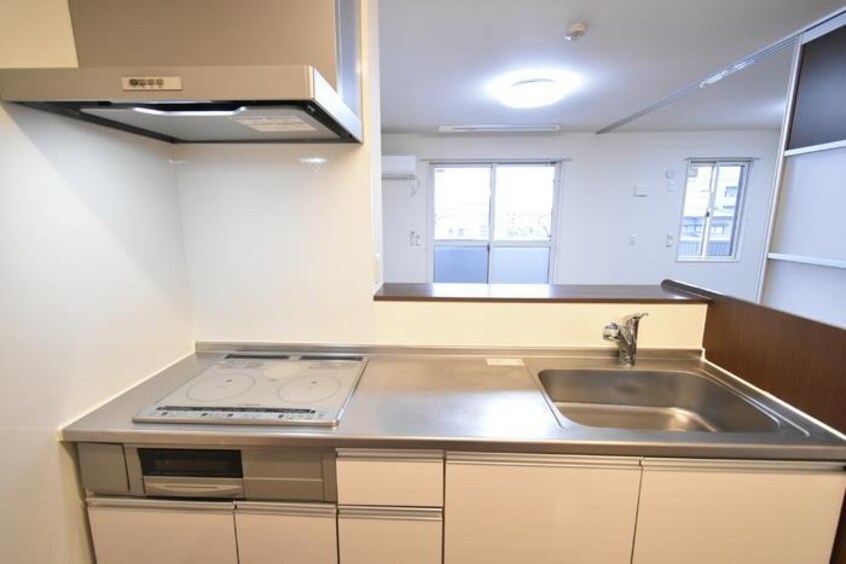  ロイヤルガーデンコート新和A