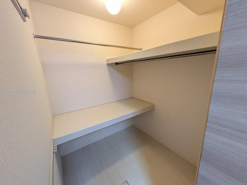  ロイヤルガーデンコート新和A