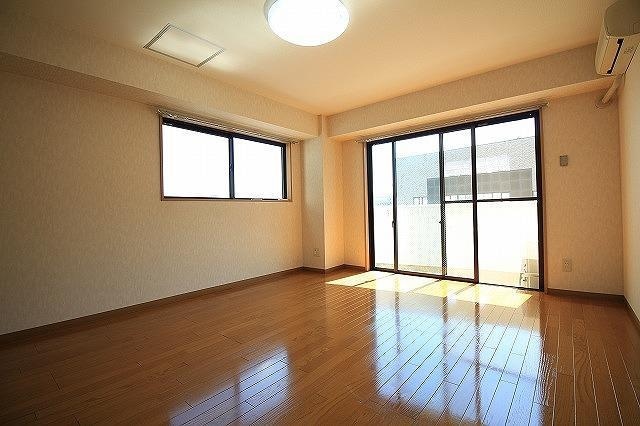  グランコート石宮　5～7F