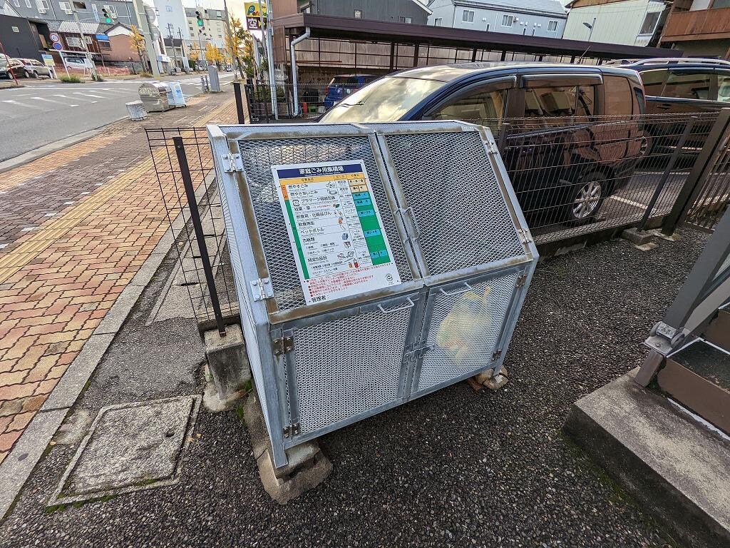  柳都ハイツ東堀