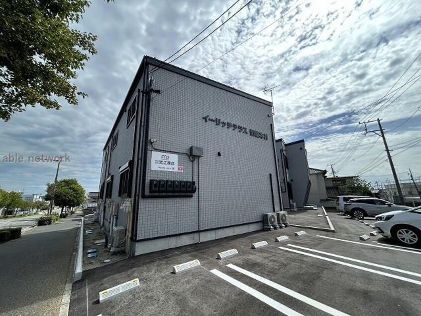  イーリッチテラス関屋本村