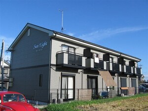 サンエイト
