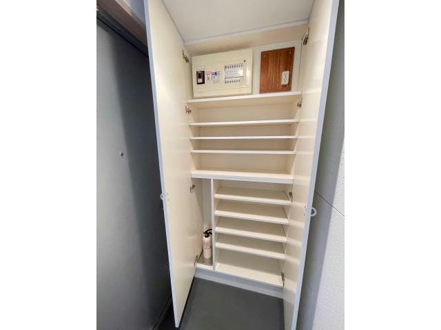 玄関・シューズボックス エルスタンザ代官山