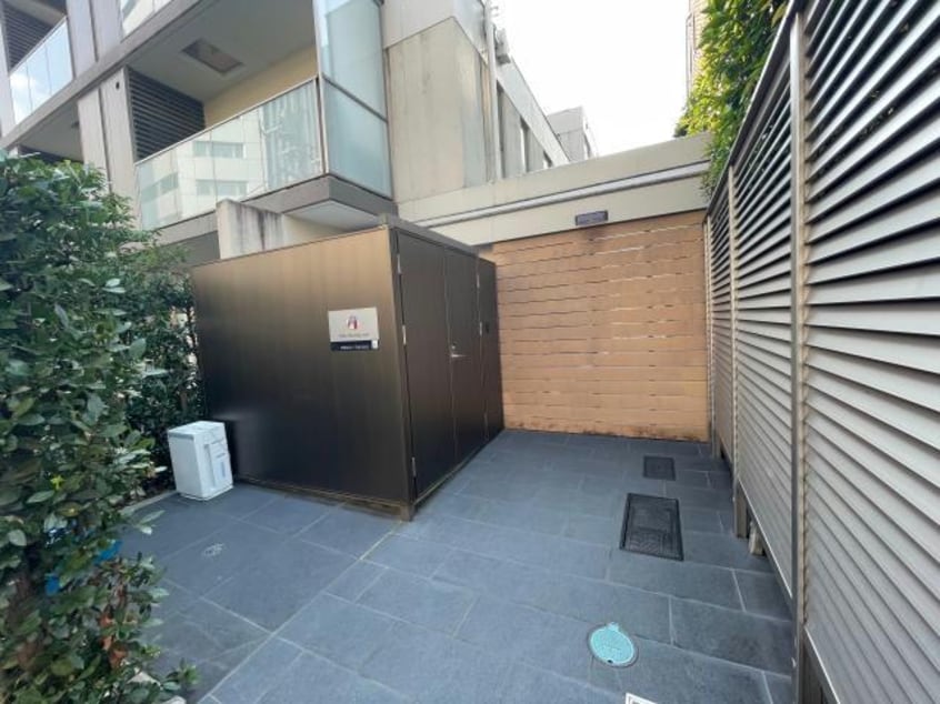専用ゴミ置場 シティカレント代官山