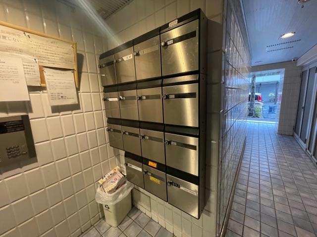 メールボックス ウエスト・２