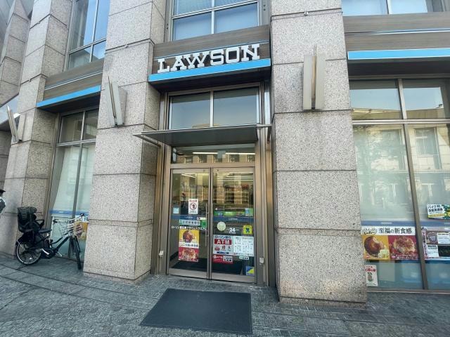 ローソン恵比寿プライムスクエア店(コンビニ)まで181m サンテラス広尾