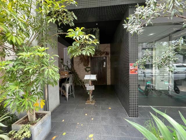 1階飲食店 ＦＬＥＧ広尾ＦＵＳＵ