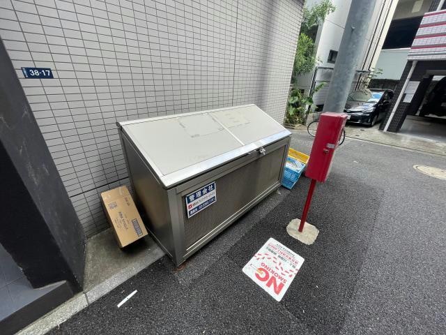 専用ゴミ置場 広尾フェリシタ