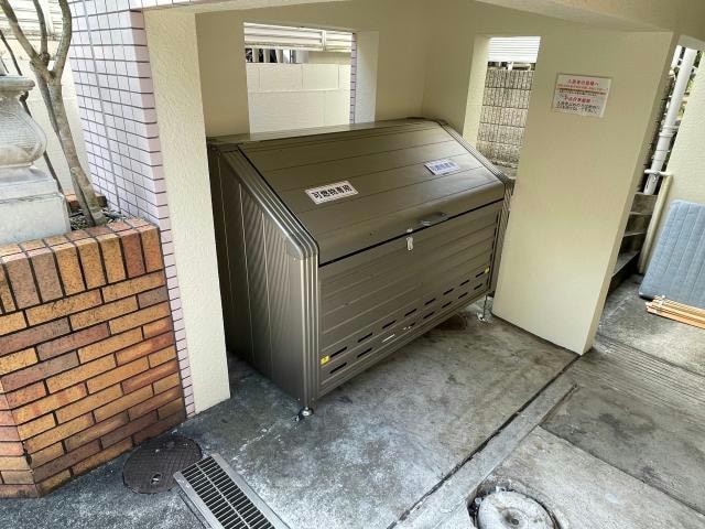 専用ゴミ置場 恵比寿ガーデンヒルズ