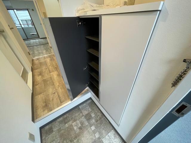 シューズボックス カルチェブラン恵比寿