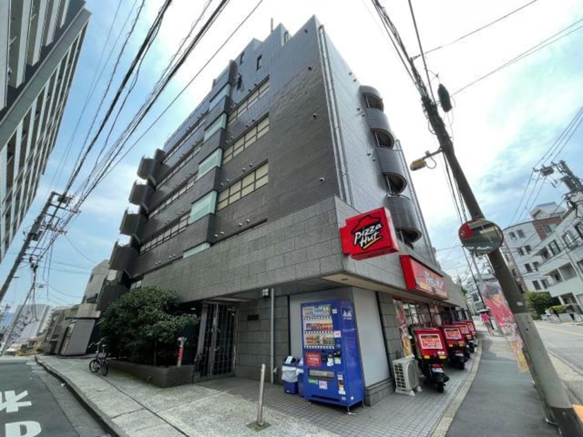 山手線/恵比寿駅 徒歩13分 4階 築33年