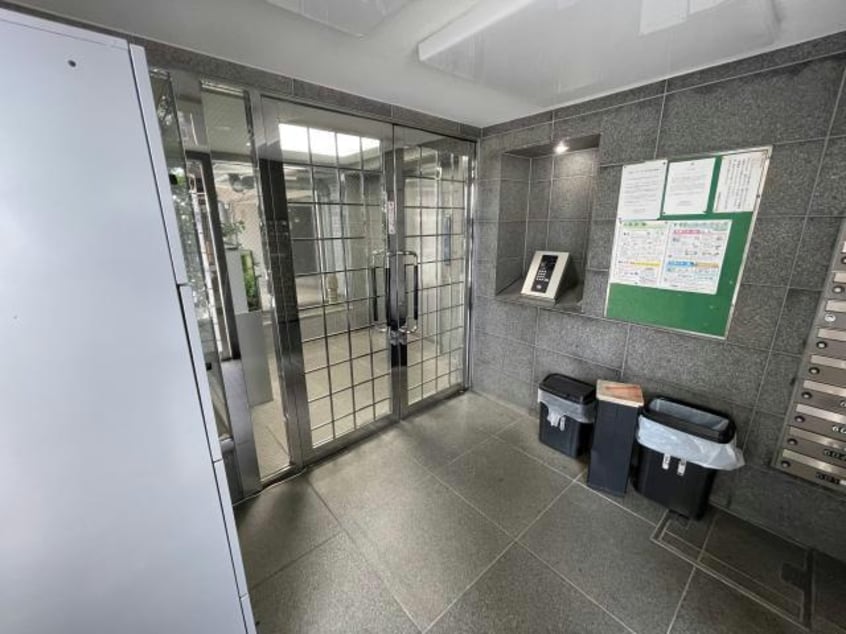  山手線/恵比寿駅 徒歩13分 4階 築33年