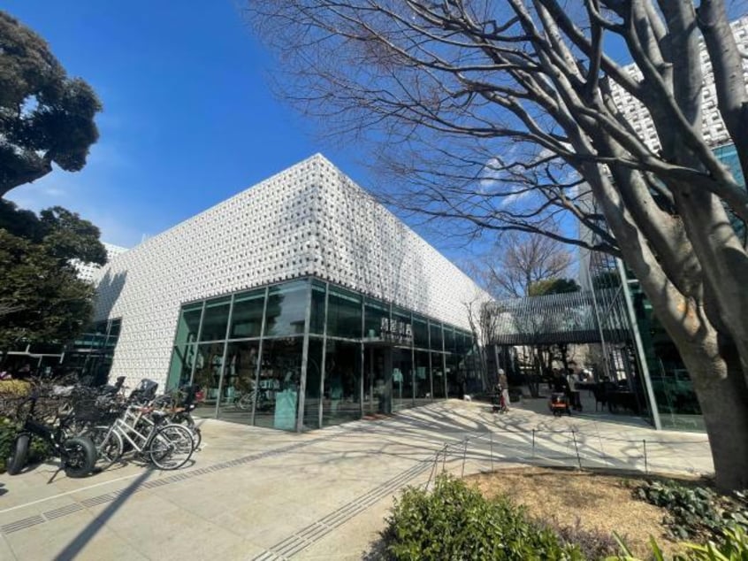 代官山T－SITE(ショッピングセンター/アウトレットモール)まで612m 東急東横線/代官山駅 徒歩5分 1階 築64年
