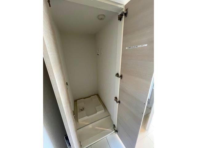 洗濯機置場 コンシェリア恵比寿