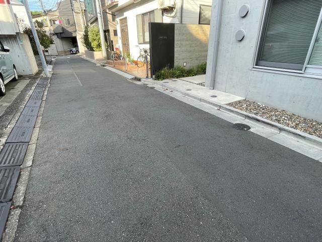 前面道路 FARE恵比寿