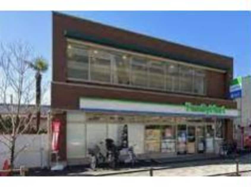 ファミリーマート麻布運動場前店(コンビニ)まで669m※営業時間：7:00～23:00 恕庵南麻布