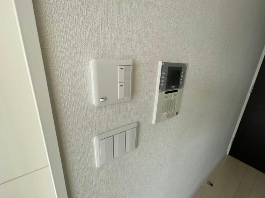 TVモニターインターホン クオリアYz恵比寿(609)