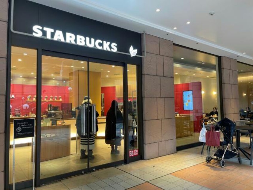 スターバックスコーヒー(その他飲食（ファミレスなど）)まで780m Brentwood恵比寿