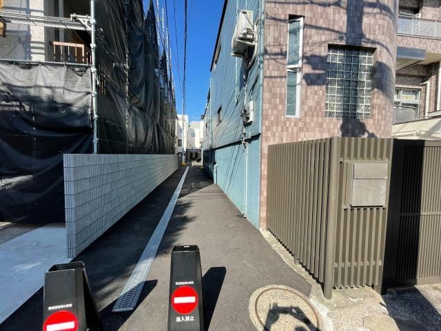 入口通路 AGRATIO TERRACE 恵比寿