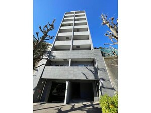 ラグジュアリーアパートメント恵比寿（401）