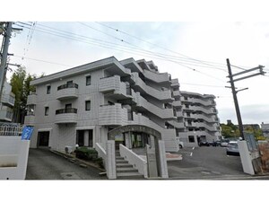 セントラルコート１号館★